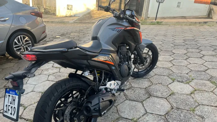 Fazer 250 único dono