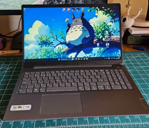 Notebook Lenovo Slim 3