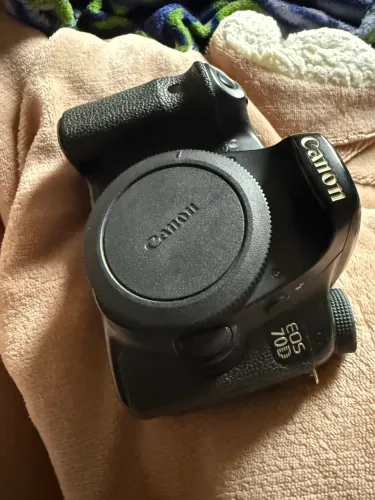 Canon EOS 70D 