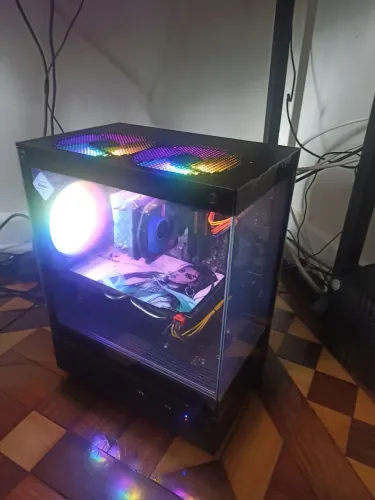 PC Gamer Ryzen 7 + 16gb DDR4 + RX580