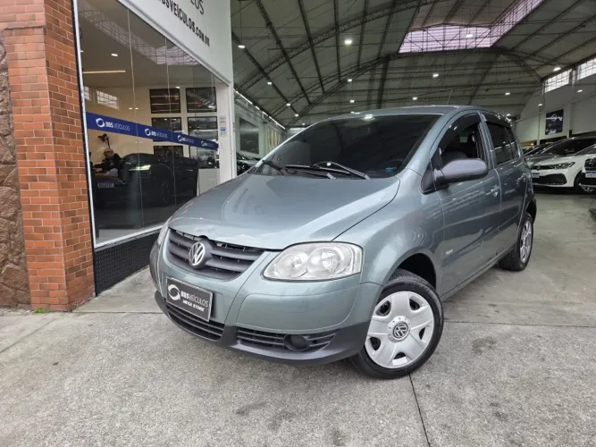 Volkswagen Fox 1.0 MI Total Flex 8V 5P 2010
