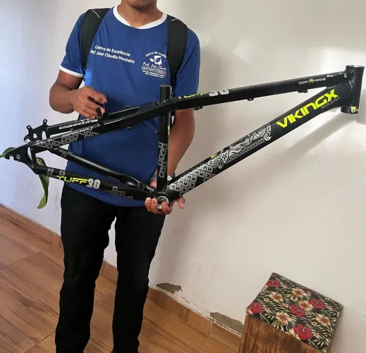 Quadro de viking x tuff 30,nunca usado por apenas 650$ preço negociável 