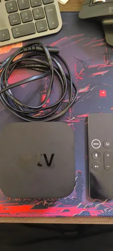 Apple tv 4k A1842 em estado de novo + controle original