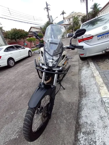 Sahara 300 ADV 