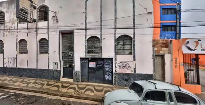 ATENÇÃO, INVESTIDORES! OPORTUNIDADE IMOBILIÁRIA NO CENTRO DE UBERABA/MG Excelente oportun
