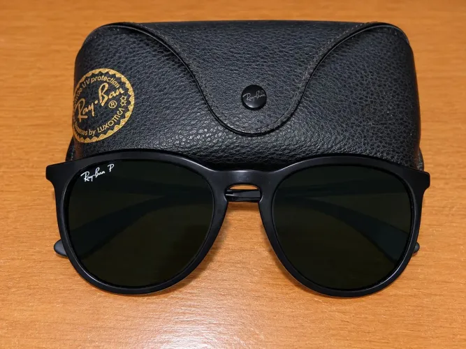 Óculos de Sol Rayban Erika verde polarizado original em ótimo estado