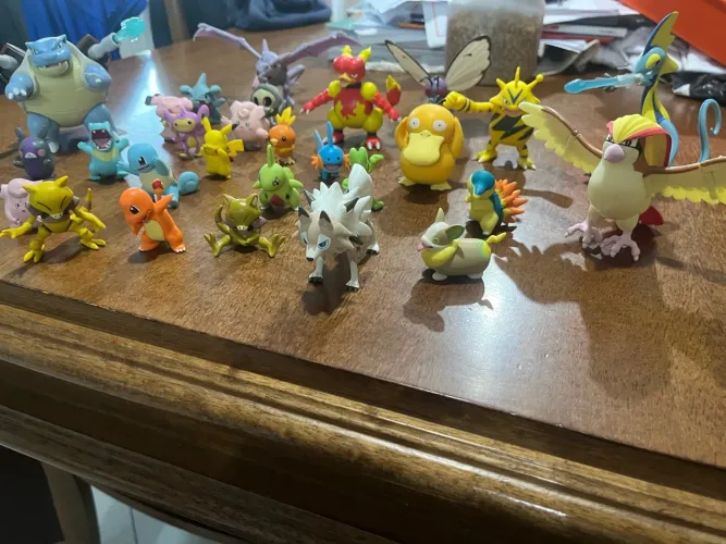Vendo action figure Pokémon original