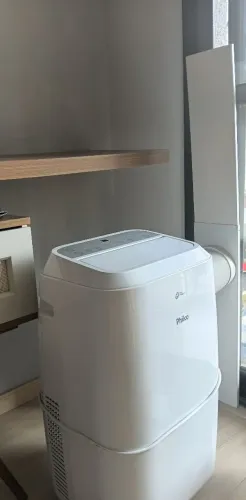 Ar condicionado portátil Philco com acessórios