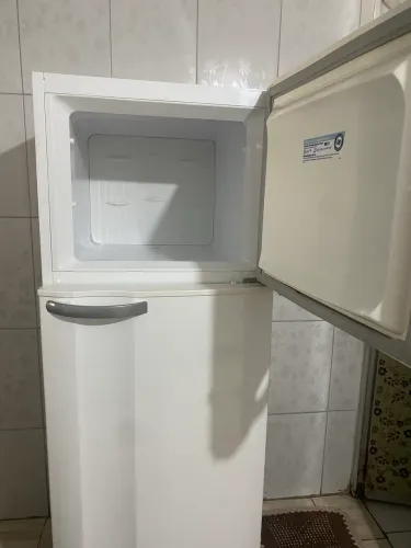 Geladeira eletrolux usada