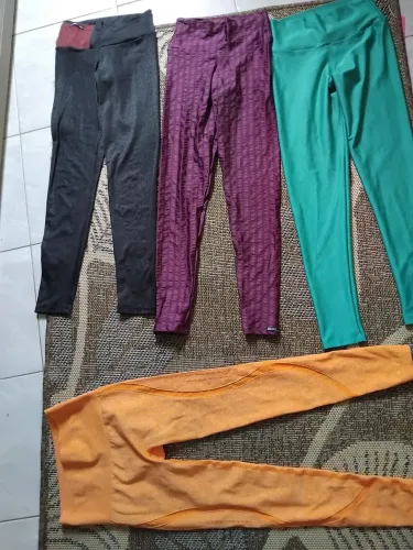 LEGGINGS SEMI NOVAS, DINAS, SCHEN