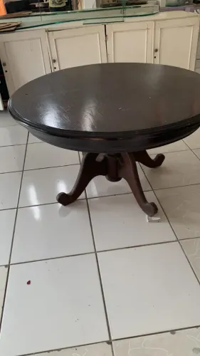 mesa de sala  de madeira ecura 6 lugares  /mesa de 4 lugares Duas mesas pelo preeço de uma