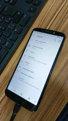 Moto G6 Play