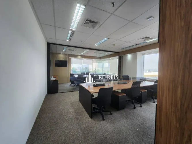 Sala mobiliada para alugar em Alphaville, 66m² por R$ 5.610,00/mês + encargos locatícios -