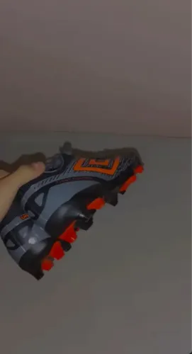 VENDO CHUTEIRA CAMPO 39/40