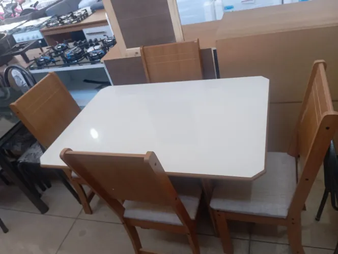 Mesa nova 4 cadeiras em oferta 
