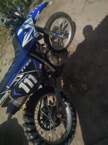 Vendo ou troco ttr 230 , leia a descrição