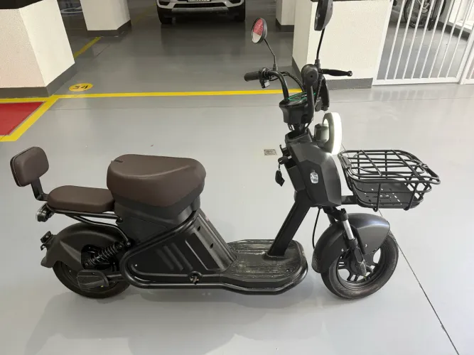 Scooter elétrica Smart Wheel 2025 (usada/nova)