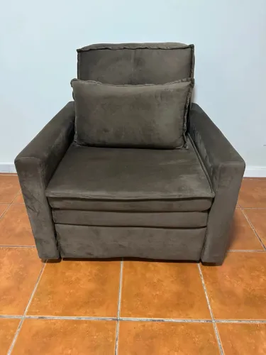 Poltrona cama retrátil 