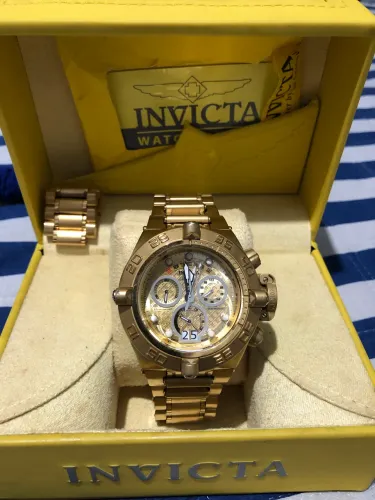 Relógio invicta NOMA 4 100% original com caixa e cartões