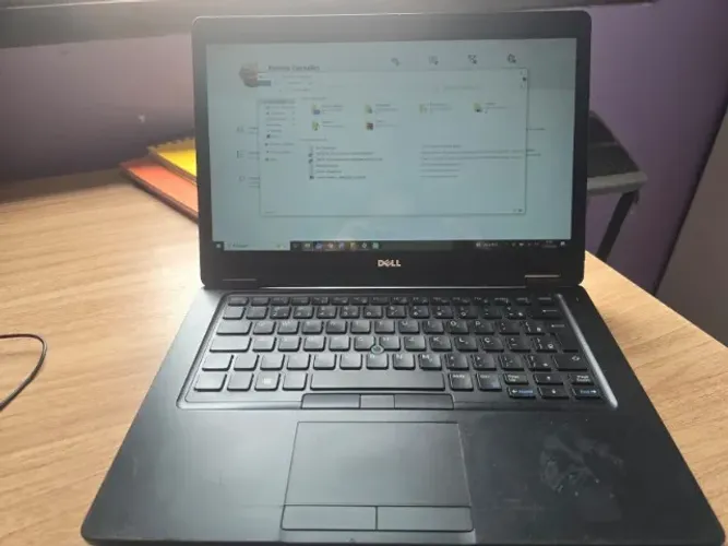 Notebook Dell Latitude 5480 | Intel i5 7ª Geração | 8GB RAM | SSD 250GB | Tela Touchscreen