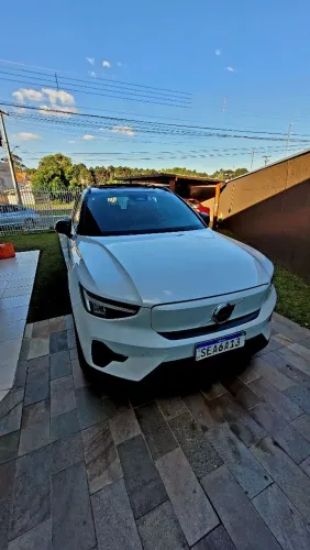 Volvo XC40 Recharge Plus (elétrico) 2024