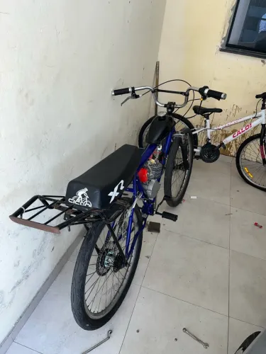 Bike montadinha motor novo 1400 mais tem conversa no valor.