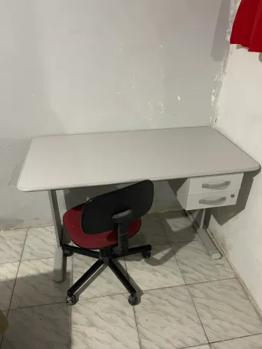 Mesa escrivaninha 