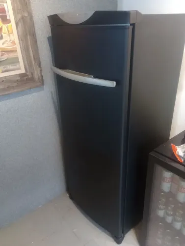 Envelopamento de geladeiras