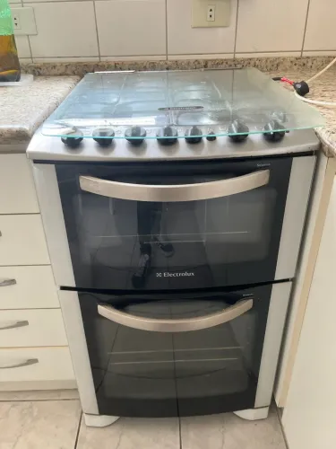 Fogão Electrolux 4 bocas com Duplo Forno 