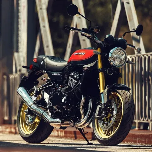 KAWASAKI Z900 RS SE