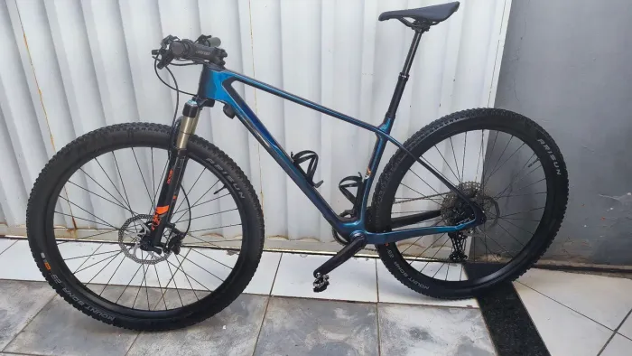 Sense Carbono 'M 