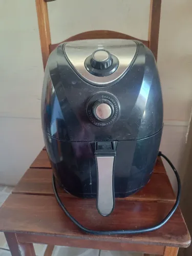 Airfryer Philco usada.