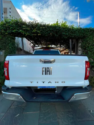 Fiat Titano Volcano 2.2 16V 4X4 TB Die. Aut. 2025