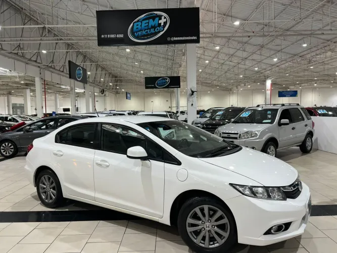 Honda Civic Sedan LXS 1.8/1.8 Flex 16V Mec. 4P 2014
