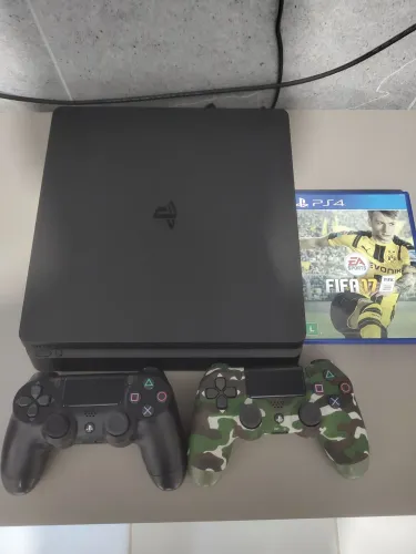 Playstation 4 Slim 1TB