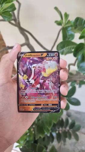 Carta Pokémon URSHIFU V - ORIGINAL