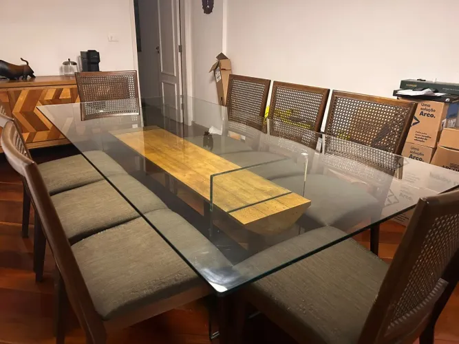 Mesa de Jantar 2,20 , vidro 10mm com 08 cadeiras , Barra da Tijuca
