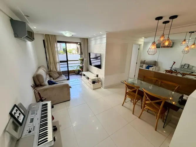 Apartamento à Venda com 3 quartos em Meireles - Fortaleza - CE