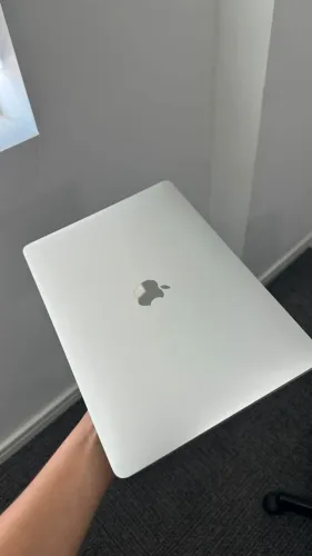 MacBook Pro (13-inch, M1, 2020) 256gb