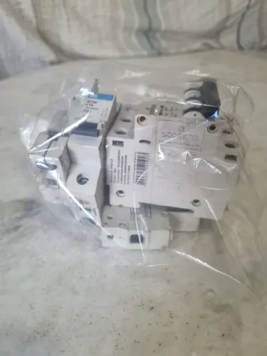 Disjuntores monofasico e trifasico WEG e Soprano