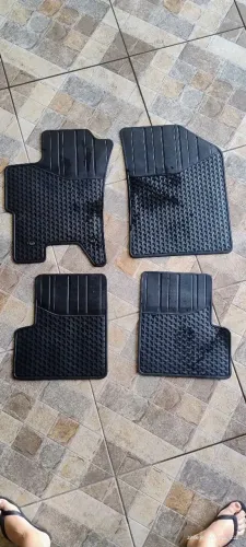 Vendo tapete original mopar para Strada cabine dupla