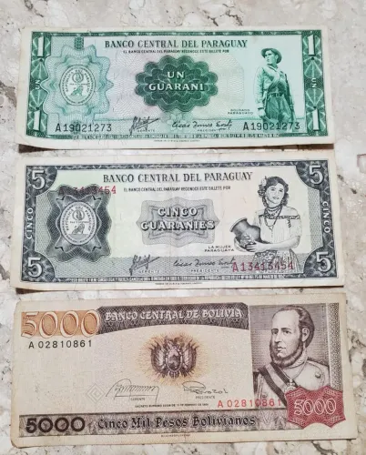 Lote com 3 cedulas antigas da América do Sul - Paraguai e Bolívia 