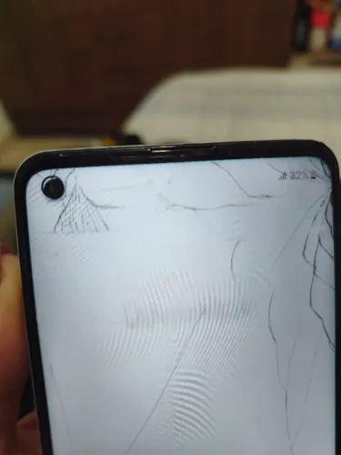 Samsung S21 e Redimi Note 9 retirada de peças
