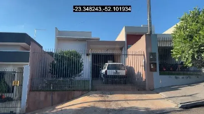 Imóvel bem localizado Casa no Centro Sul, Mandaguacu - PR, Nº 144, 2 quartos, 179,13m² |