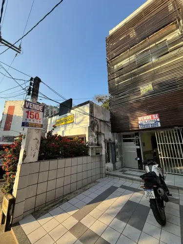 Loja Térrea à Venda Rua Fonte do Boi, Rio Vermelho | Ponto com 150m2
