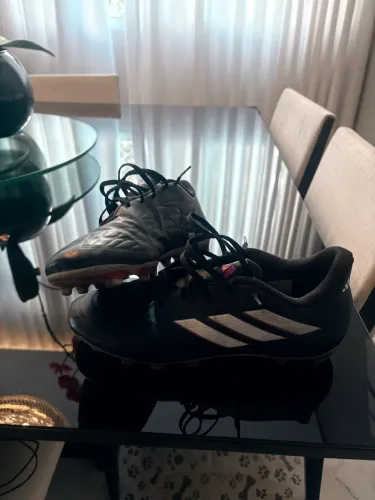Chuteira Adidas copa