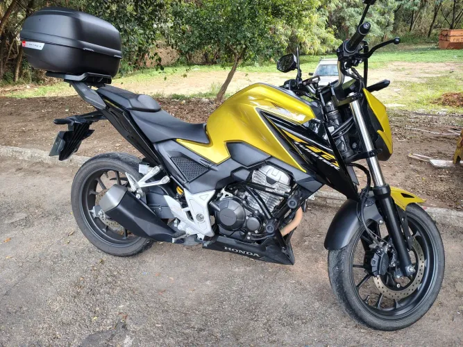 Vendo CB 300 f Twister 2023