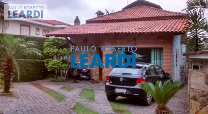 CASA EM CONDOMÍNIO - ARUJAZINHO 1, 2, 3 - SP
