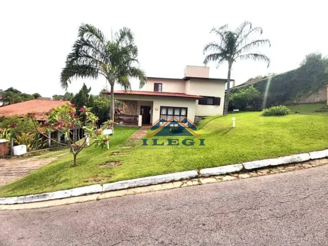 CASA A VENDA EM CONDOMINIO FECHADO NA CIDADE DE VINHEDO .