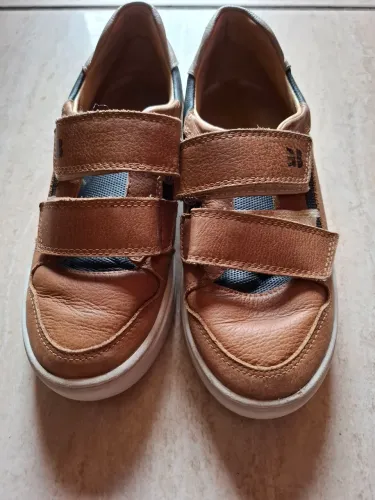 Vendo Sapatenis masculino infantil n 33/34
